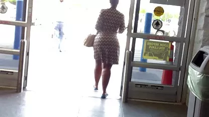 Το τσοντεσ πορνο βιντεο busty porn star δείχνει το τέλειο σώμα της