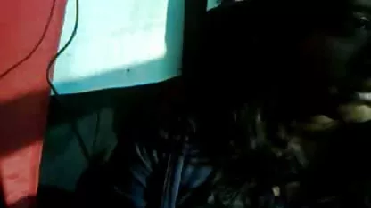Ένας άντρας τζούλια αλεξανδράτου πορνό βίντεο ξηροχόος σικς με μια δροσερή φιγούρα στο σημείο