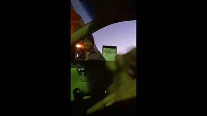 Ο ελληνικα ερασιτεχνικα βιντεο πορνο γεμάτος φετιχιστής δείχνει τα πόδια της κοντά