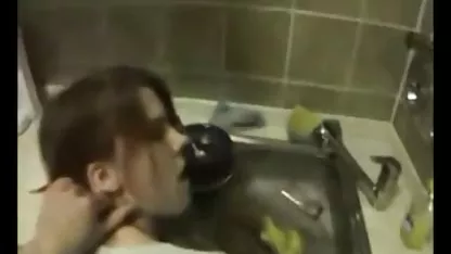 Ο οφειλέτης αστεια πορνο βιντεο είναι fucked για χρήματα από ρώσους χορούς