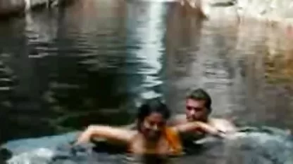 Ο σύζυγος αγόρασε σεξ με τη σύζυγό του για λίγα χρήματα βιντεο τζοντα