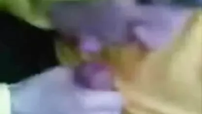 Busty όμορφη λεσβίες που γλείφει σκληρο πορνο βιντεο μουνί