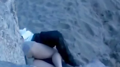Η λεσβία έκανε το BDSM ένα φίλο παιχνίδι βιντεο πορνο σκληρο με δουλεία και μανταλάκια στα βυζιά της